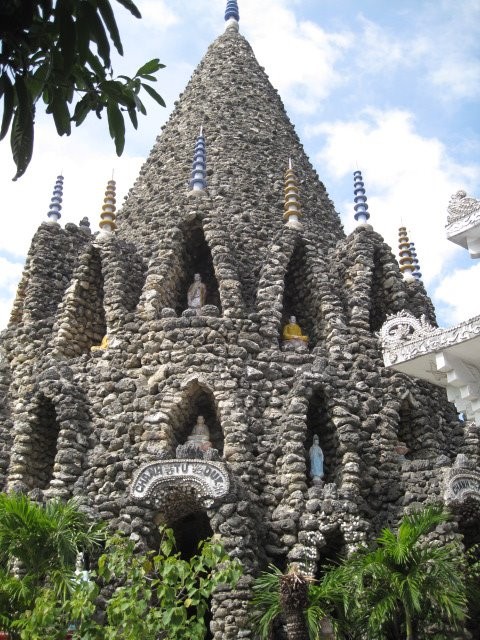 Tu Van Pagoda: Unique Pagoda Made From Seashells In Vietnam Tu Van Pagoda: Unique Site Made From Seashells