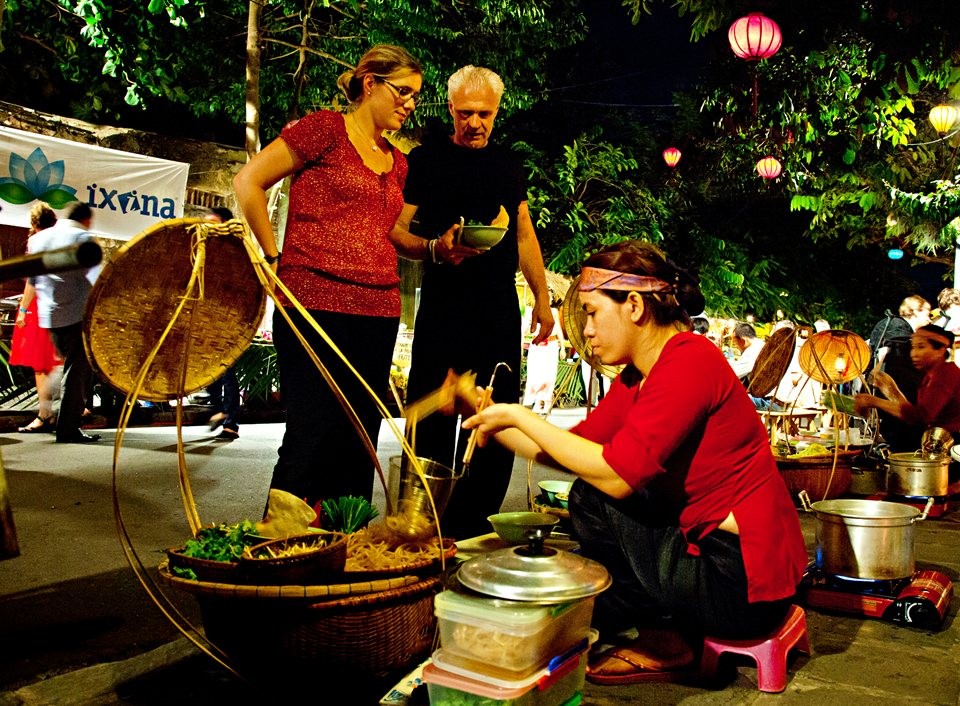Hương vị Việt Nam níu chân du khách Hương vị Việt Nam níu chân du khách