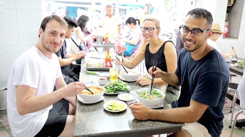 Hương vị Việt Nam níu chân du khách Hương vị Việt Nam níu chân du khách