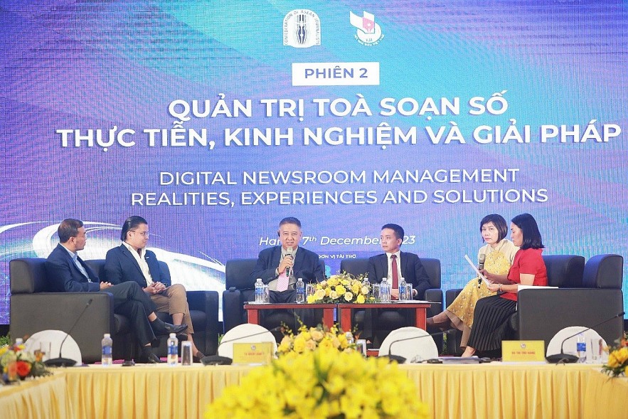 ASEAN Journalists Discussed Experience to Manage Digital Newsrooms ASEAN Journalists Discussed Experience to Manage Digital Newsrooms