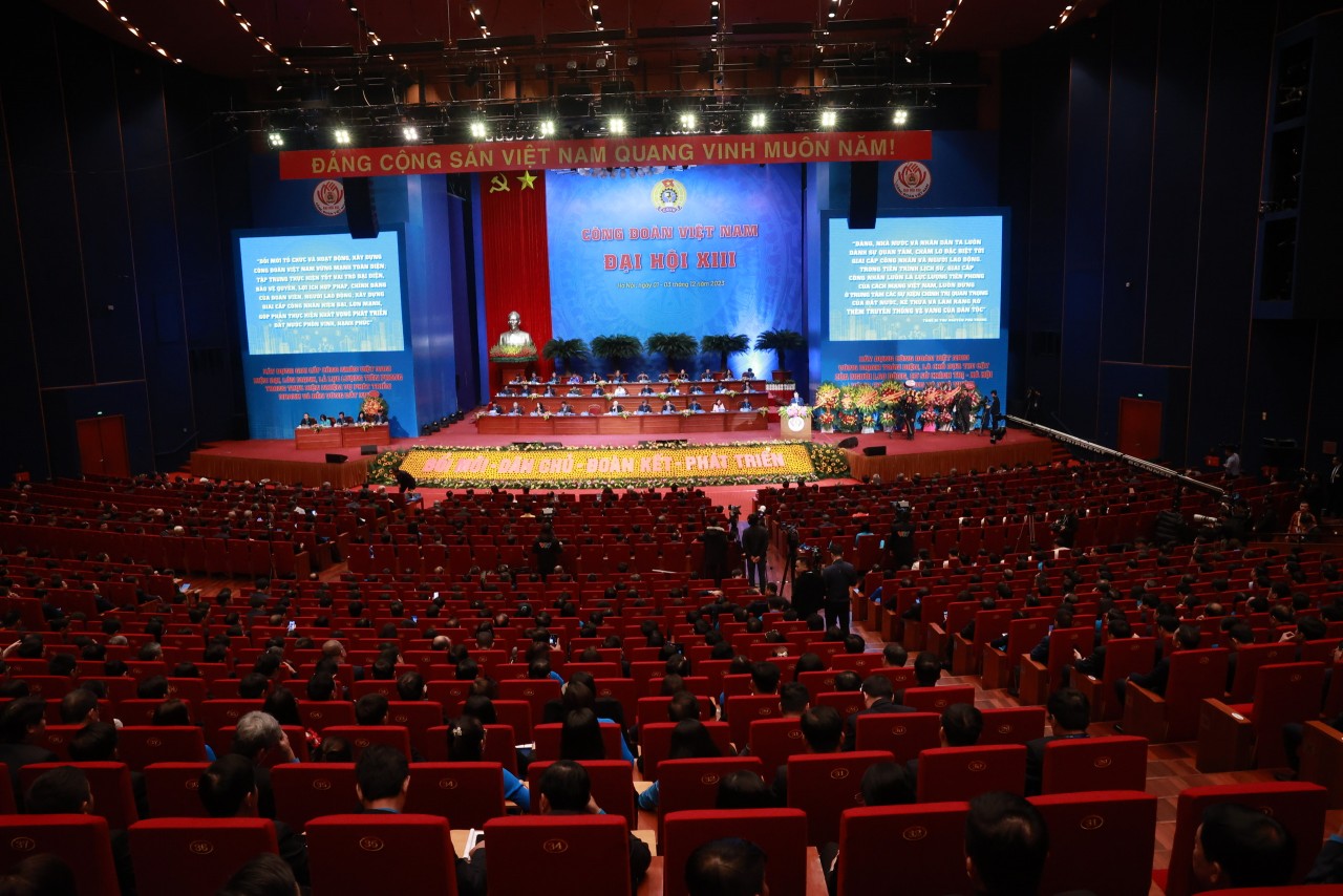 “Công tác truyền thông đóng góp vai trò quan trọng trong thành công chung của Đại hội Công đoàn Việt Nam lần thứ XIII” “Công tác truyền thông đóng góp vai trò quan trọng trong thành công chung của Đại hội Công đoàn Việt Nam lần thứ XIII”