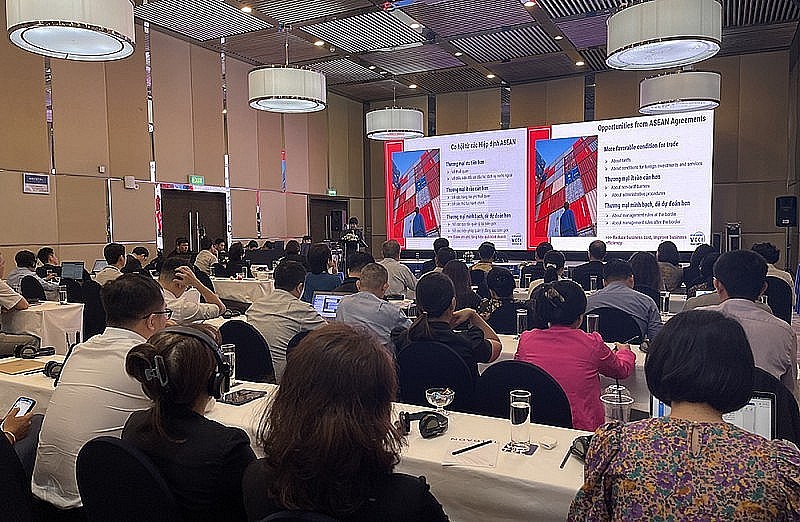 ASEAN Market: From Initiatives to Actions to Support Vietnamese Businesses ASEAN Market: From Initiative to Action to Support Vietnamese Businesses