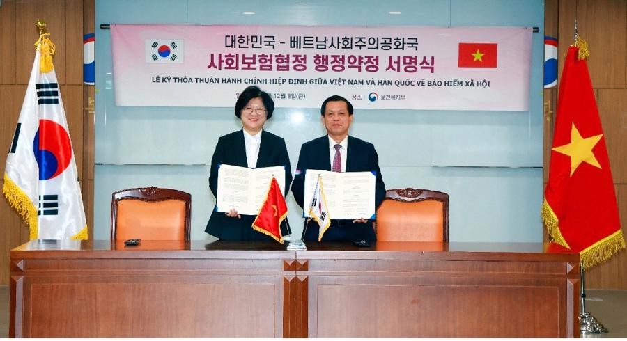 Vietnamese Workers in The RoK Only Pay One Social Insurance Vietnamese Workers in The RoK Only Pay One Social Insurance