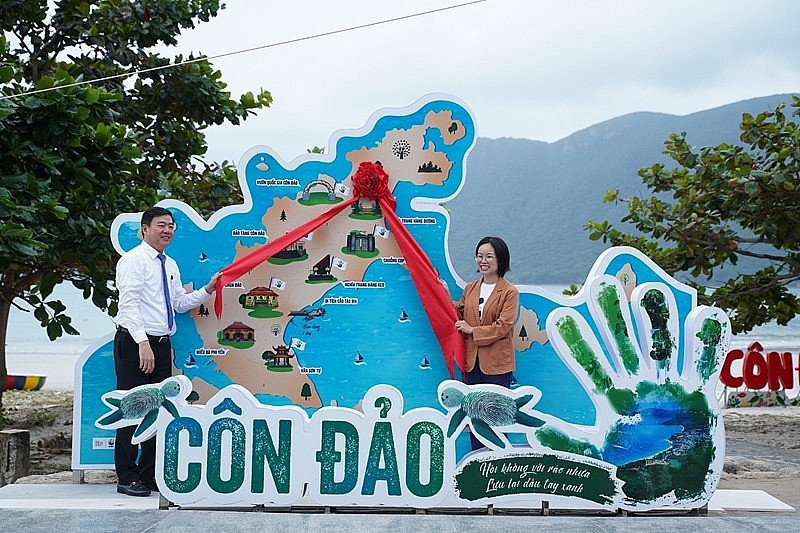 Côn Đảo chung tay giảm rác thải nhựa Côn Đảo chung tay giảm rác thải nhựa
