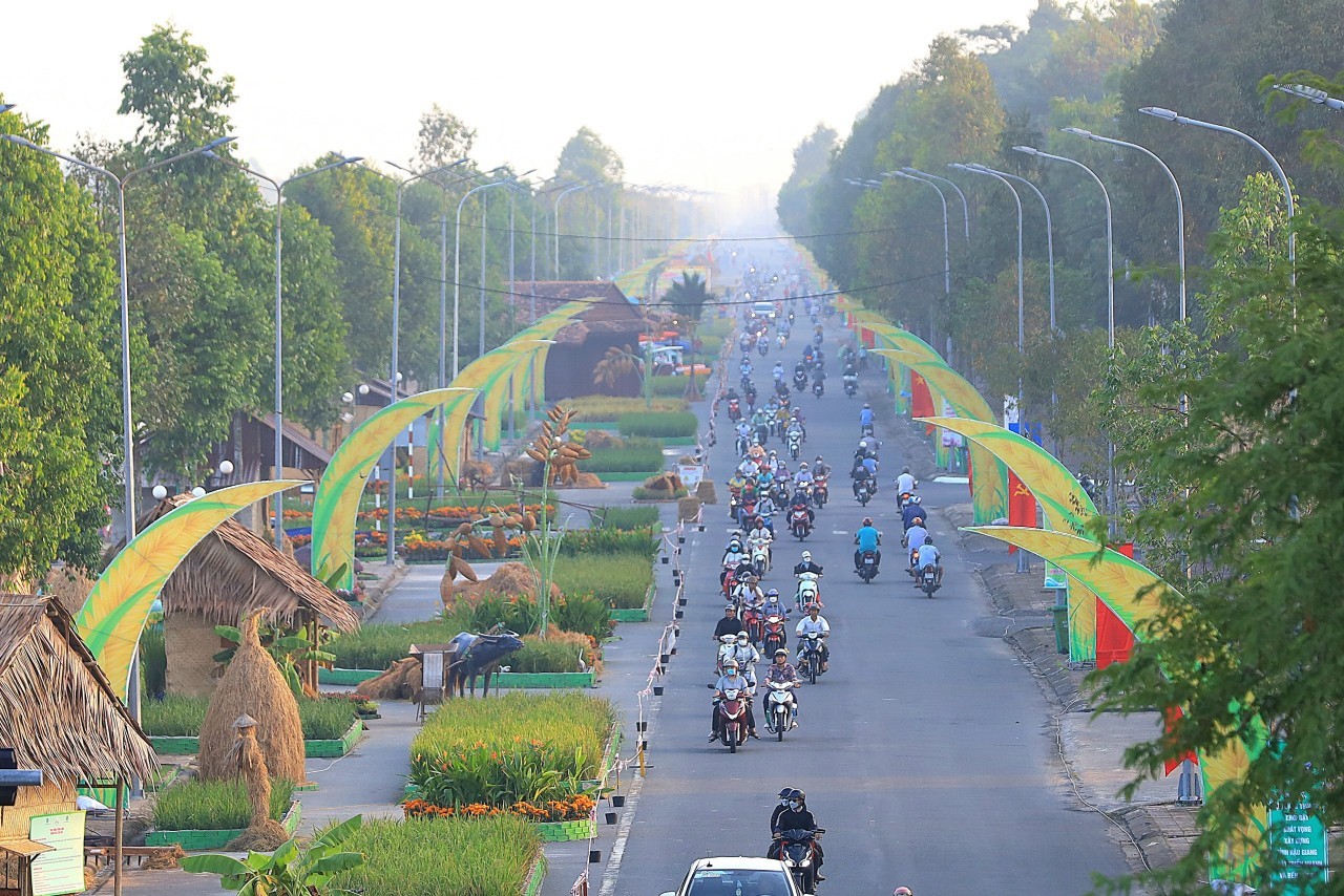 Hậu Giang: Khai mạc triển lãm “Con đường lúa gạo” tuyến kênh Xáng Xà No huyền thoại Hậu Giang: Khai mạc triển lãm “Con đường lúa gạo” tuyến kênh Xáng Xà No huyền thoại