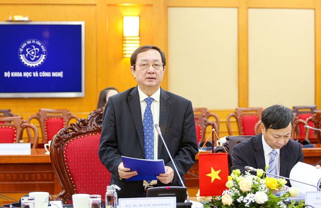 Bộ trưởng Bộ Khoa học và Công nghệ Huỳnh Thành Đạt phát biểu tại Hội thảo (Ảnh: Trung tâm Nghiên cứu phát triển truyền thông Khoa học Công nghệ) Bộ trưởng Bộ Khoa học và Công nghệ Huỳnh Thành Đạt phát biểu tại Hội thảo (Ảnh: Trung tâm Nghiên cứu phát triển truyền thông Khoa học Công nghệ)