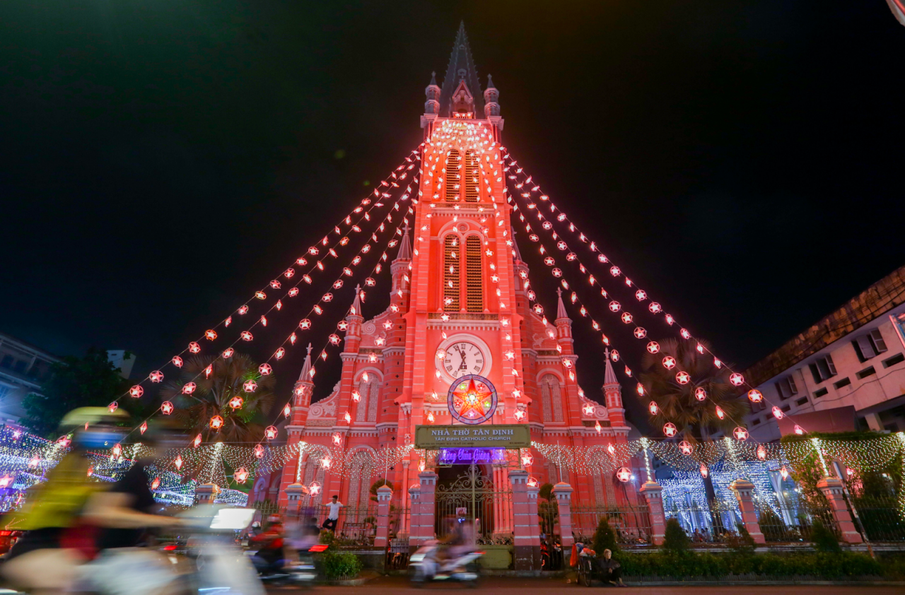 Noel 2023: Những điểm check-in giáng sinh tại Sài Gòn không thể bỏ qua Noel 2023: Những điểm check-in giáng sinh tại Sài Gòn không thể bỏ qua