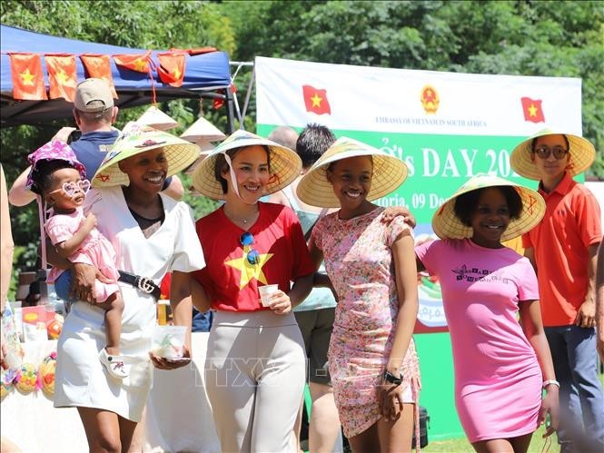 Non La Make An Impression On South African People Vietnamese Non La Makes An Impression On South African People