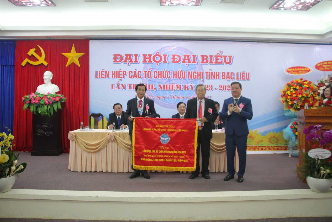 Kết nối, phát huy nguồn lực kiều bào đóng góp xây dựng và phát triển Bạc Liêu Kết nối, phát huy nguồn lực kiều bào đóng góp xây dựng và phát triển Bạc Liêu