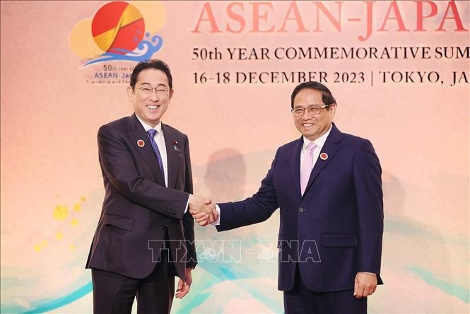 Thủ tướng Phạm Minh Chính gặp lãnh đạo các nước nhân Hội nghị kỷ niệm 50 năm quan hệ ASEAN - Nhật Bản Thủ tướng Phạm Minh Chính gặp lãnh đạo các nước nhân Hội nghị kỷ niệm 50 năm quan hệ ASEAN - Nhật Bản