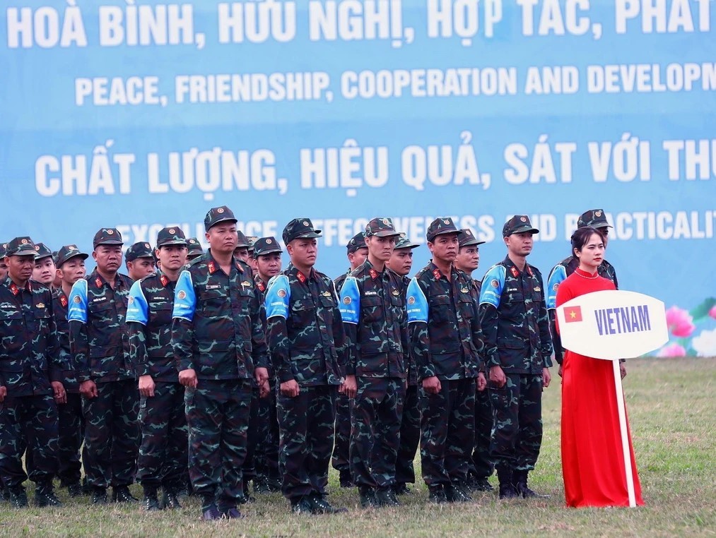 Lực lượng Việt Nam và Ấn Độ trình diễn tình huống tích hợp về Gìn giữ Hòa bình Lực lượng Việt Nam và Ấn Độ trình diễn tình huống tích hợp về Gìn giữ Hòa bình