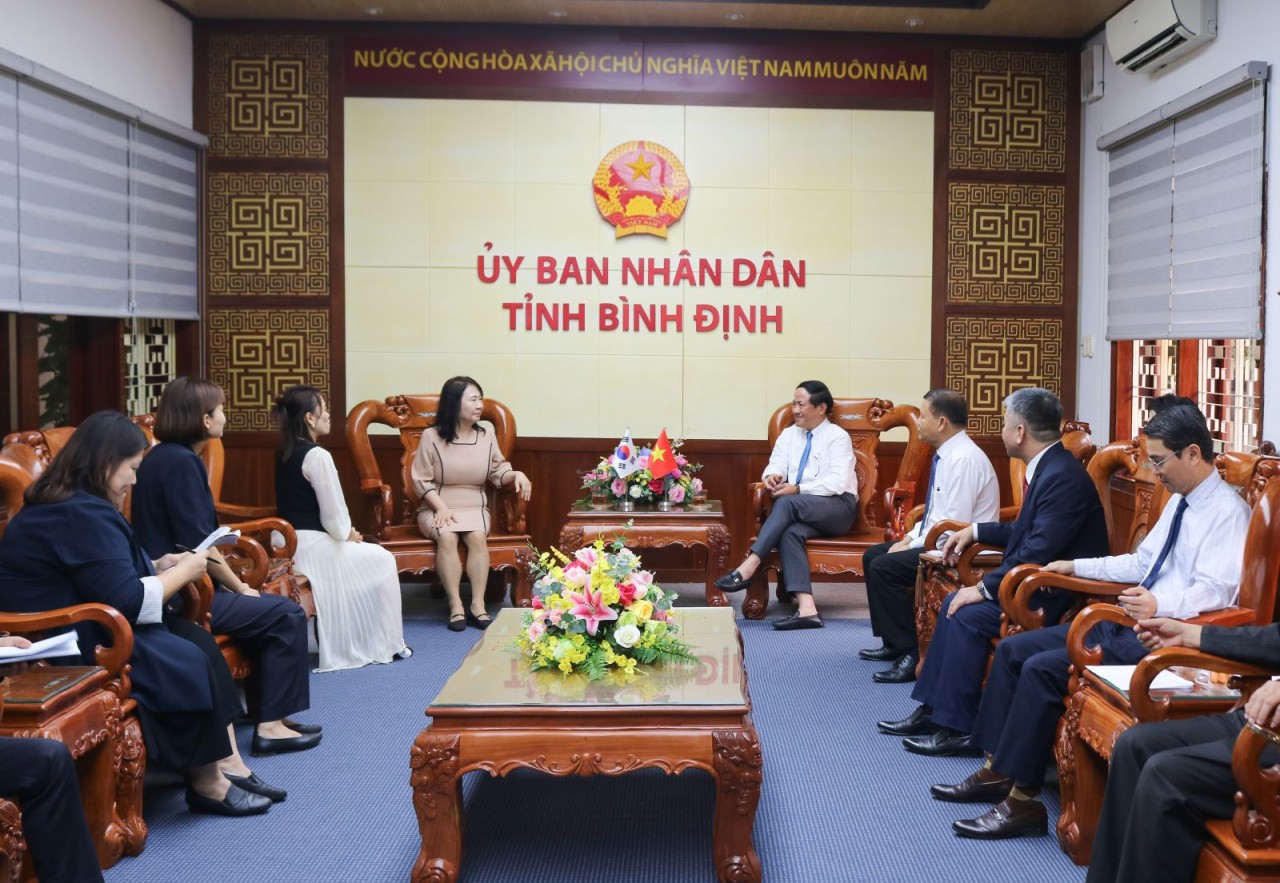 Tăng cường thúc đẩy giao lưu, hợp tác hữu nghị giữa thành phố Quy Nhơn và Quận Yongsan (Seoul, Hàn Quốc) Tăng cường thúc đẩy giao lưu, hợp tác hữu nghị giữa thành phố Quy Nhơn và Quận Yongsan (Seoul, Hàn Quốc)