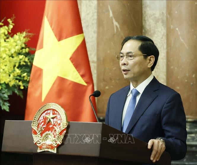 Triển khai tốt công tác ngoại giao kinh tế, ngoại giao văn hóa, nâng tầm đối ngoại đa phương Triển khai tốt công tác ngoại giao kinh tế, ngoại giao văn hóa, nâng tầm đối ngoại đa phương