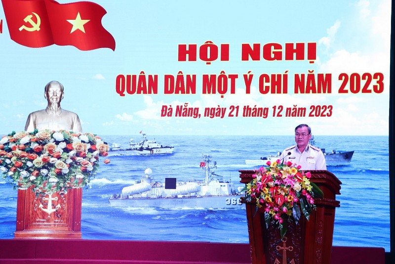 Chuẩn Đô đốc Nguyễn Đăng Tiến, Bí thư Đảng ủy, Chính ủy Bùng 3 Hải quân phát biểu tại Hội nghị (Ảnh: vùng 3 Hải quân). Chuẩn Đô đốc Nguyễn Đăng Tiến, Bí thư Đảng ủy, Chính ủy Bùng 3 Hải quân phát biểu tại Hội nghị (Ảnh: vùng 3 Hải quân).