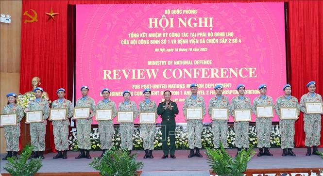 Một Việt Nam trách nhiệm, chung tay gìn giữ hòa bình và an ninh thế giới Một Việt Nam trách nhiệm, chung tay gìn giữ hòa bình và an ninh thế giới