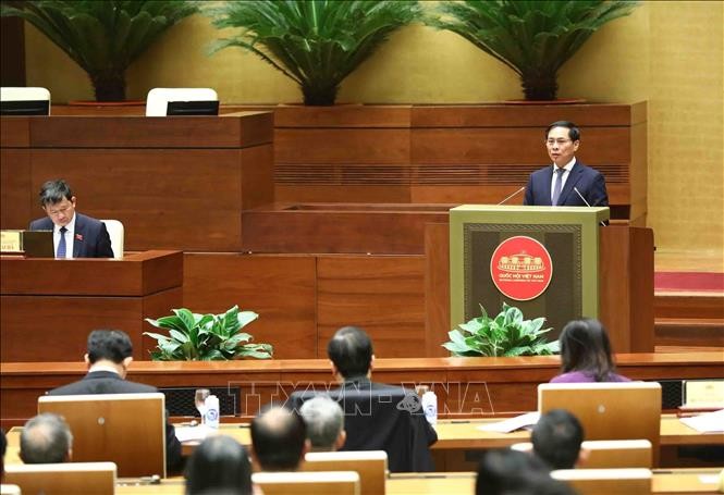 Chủ tịch Quốc hội gặp mặt các Đại sứ, Trưởng Cơ quan đại diện ngoại giao Việt Nam ở nước ngoài Chủ tịch Quốc hội gặp mặt các Đại sứ, Trưởng Cơ quan đại diện ngoại giao Việt Nam ở nước ngoài