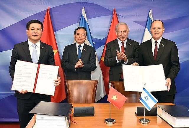 19 FTAs Help Vietnam Become Important Gateway to The World 19 FTAs Help Vietnam Become Important Gateway to The World