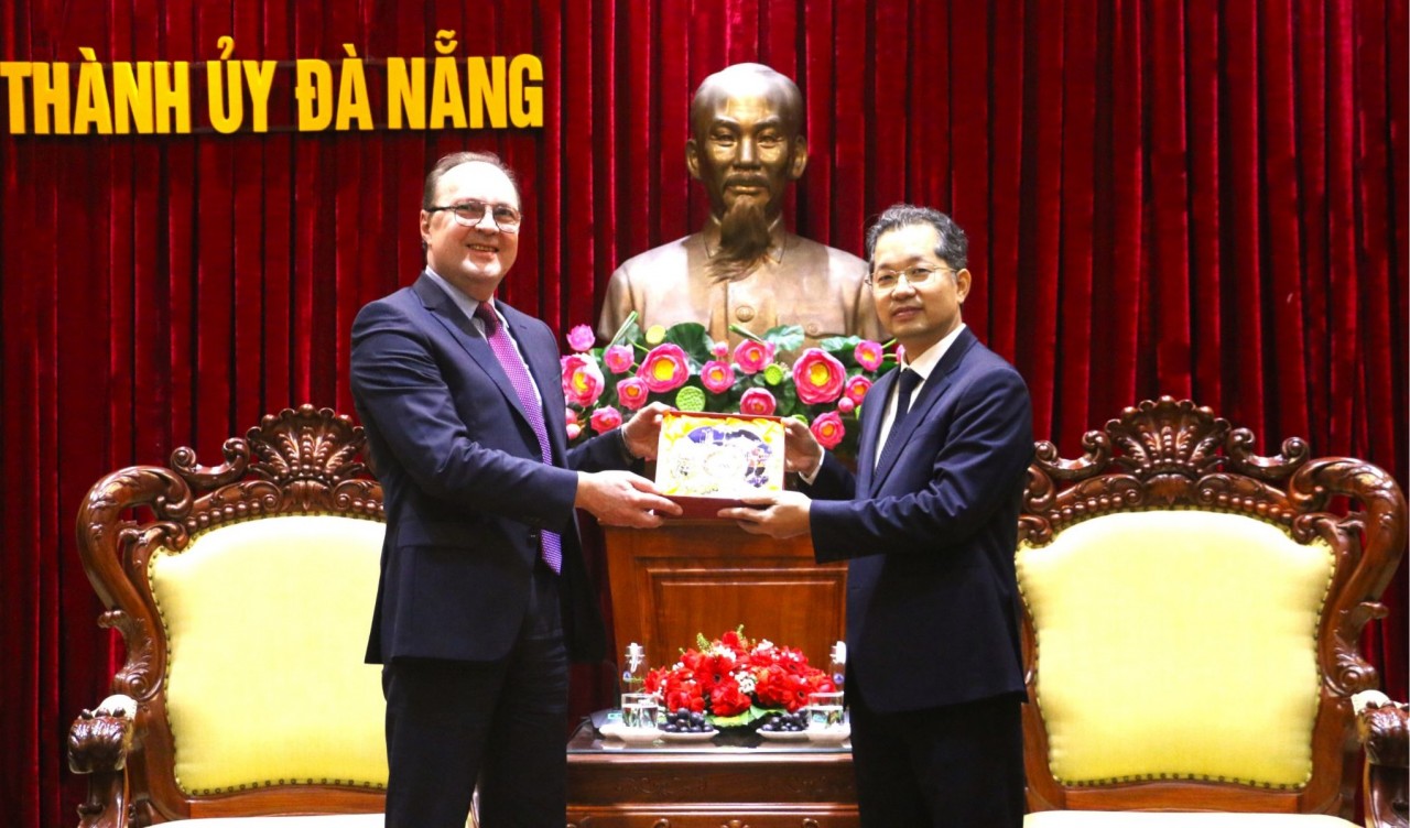 Liên Bang Nga sẽ tiếp tục cấp học bổng cho sinh viên Trường Đại học Ngoại ngữ Đà Nẵng Liên Bang Nga sẽ tiếp tục cấp học bổng cho sinh viên Trường Đại học Ngoại ngữ Đà Nẵng