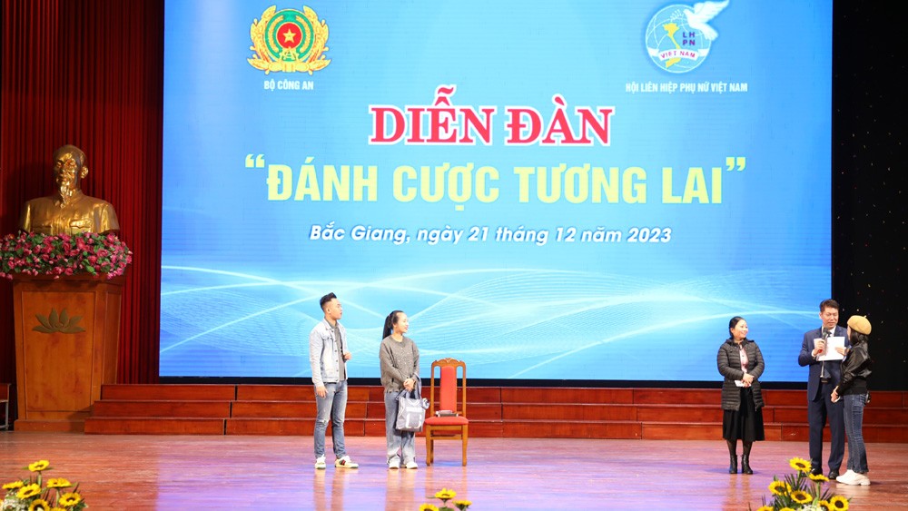 Bắc Giang: Hơn 700 hội viên nâng cao kiến thức phòng chống mua bán người Bắc Giang: Hơn 700 hội viên nâng cao kiến thức phòng chống mua bán người