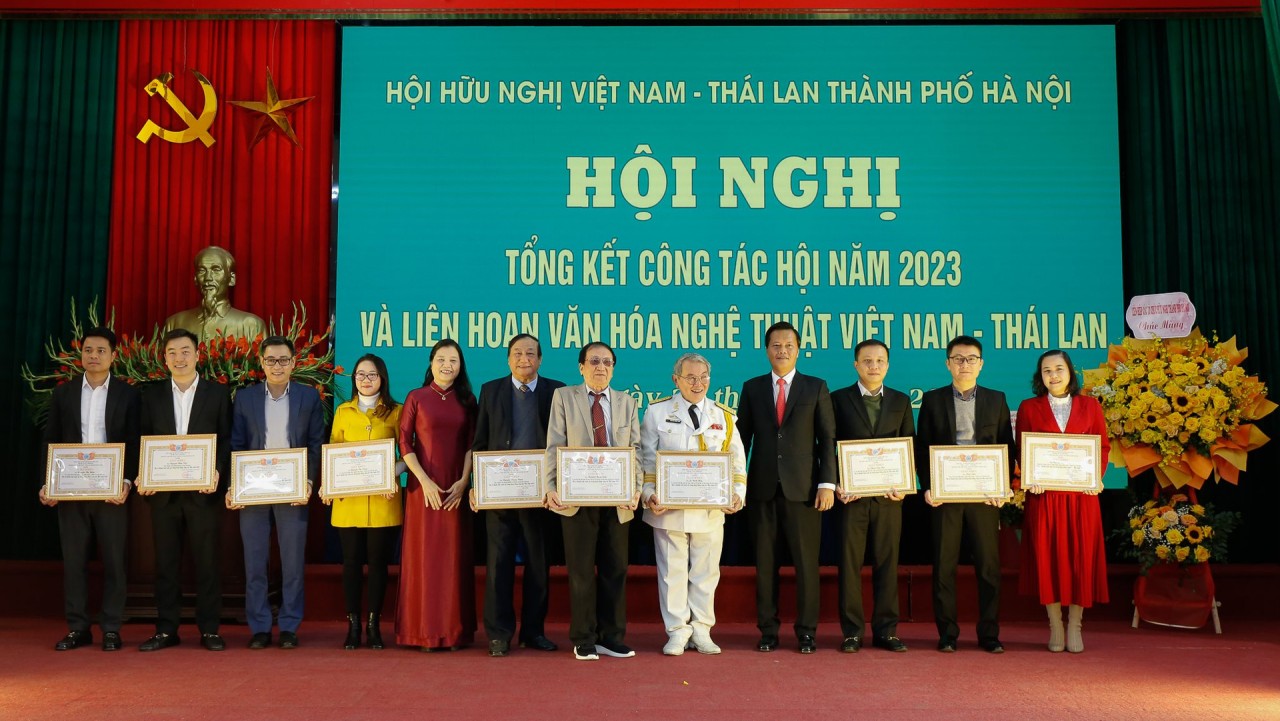 Đẩy mạnh tuyên truyền, giao lưu văn hóa việt Nam - Thái Lan Đẩy mạnh tuyên truyền, giao lưu văn hóa việt Nam - Thái Lan