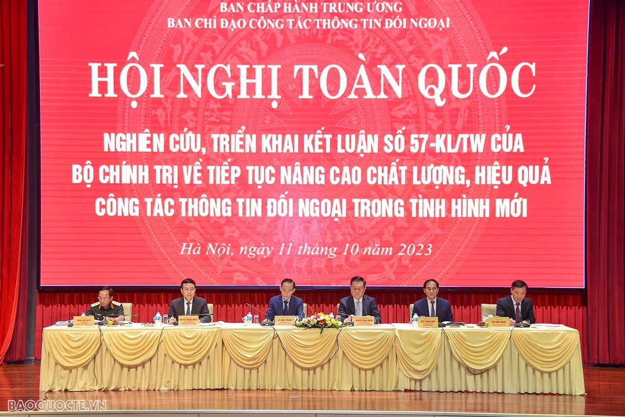 Delegates co-chaired the national conference on studying and implementing the Politburo’s Conclusion No. 57-KL/TW dated June 15, 2023, on continuing to improve the quality and efficiency of external information service in the new situation. (Ảnh: Anh Sơn) Delegates co-chaired the national conference on studying and implementing the Politburo’s Conclusion No. 57-KL/TW dated June 15, 2023, on continuing to improve the quality and efficiency of external information service in the new situation. (Ảnh: Anh Sơn)