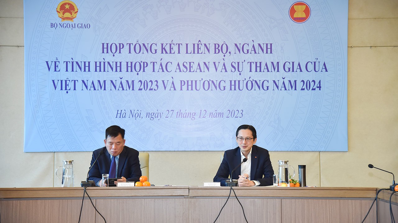 Việt Nam đóng góp quan trọng trong kết quả chung của ASEAN Việt Nam đóng góp quan trọng trong kết quả chung của ASEAN