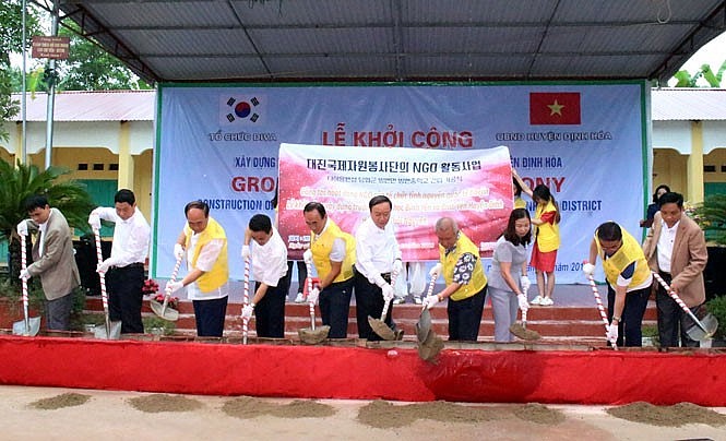 Ghi nhận đóng góp của DIVA trong hỗ trợ giáo dục, y tế tại Việt Nam Ghi nhận đóng góp của DIVA trong hỗ trợ giáo dục, y tế tại Việt Nam