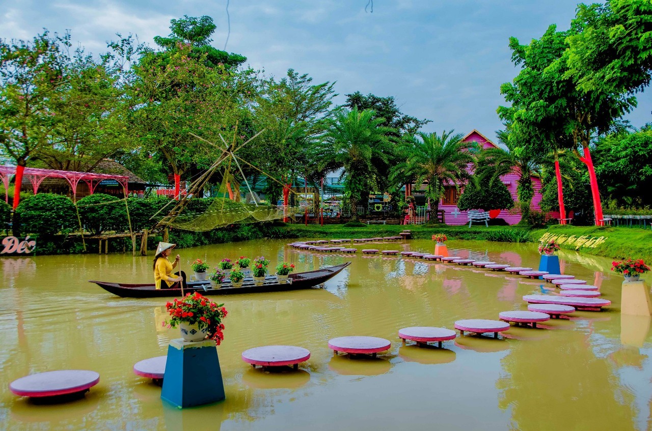 Khai mạc Festival Hoa - Kiểng Sa Đéc “Tình đất - Tình hoa” Khai mạc Festival Hoa - Kiểng Sa Đéc “Tình đất - Tình hoa”