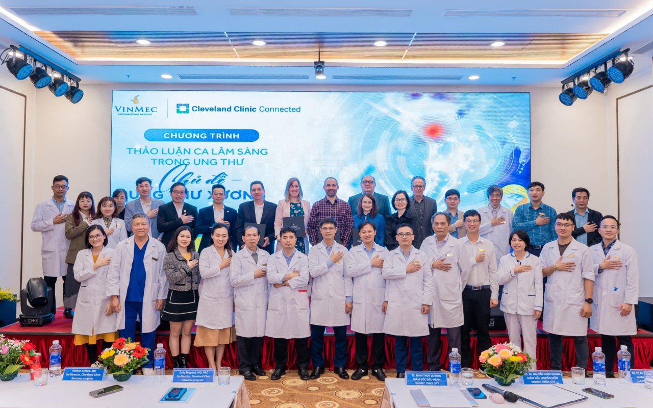 Buổi hội thảo hội chẩn các ca u xương và phần mềm của Trung tâm Sarcoma Vinmec với sự tham gia của các chuyên gia đến từ Hệ thống Y tế Cleveland Clinic Buổi hội thảo hội chẩn các ca u xương và phần mềm của Trung tâm Sarcoma Vinmec với sự tham gia của các chuyên gia đến từ Hệ thống Y tế Cleveland Clinic