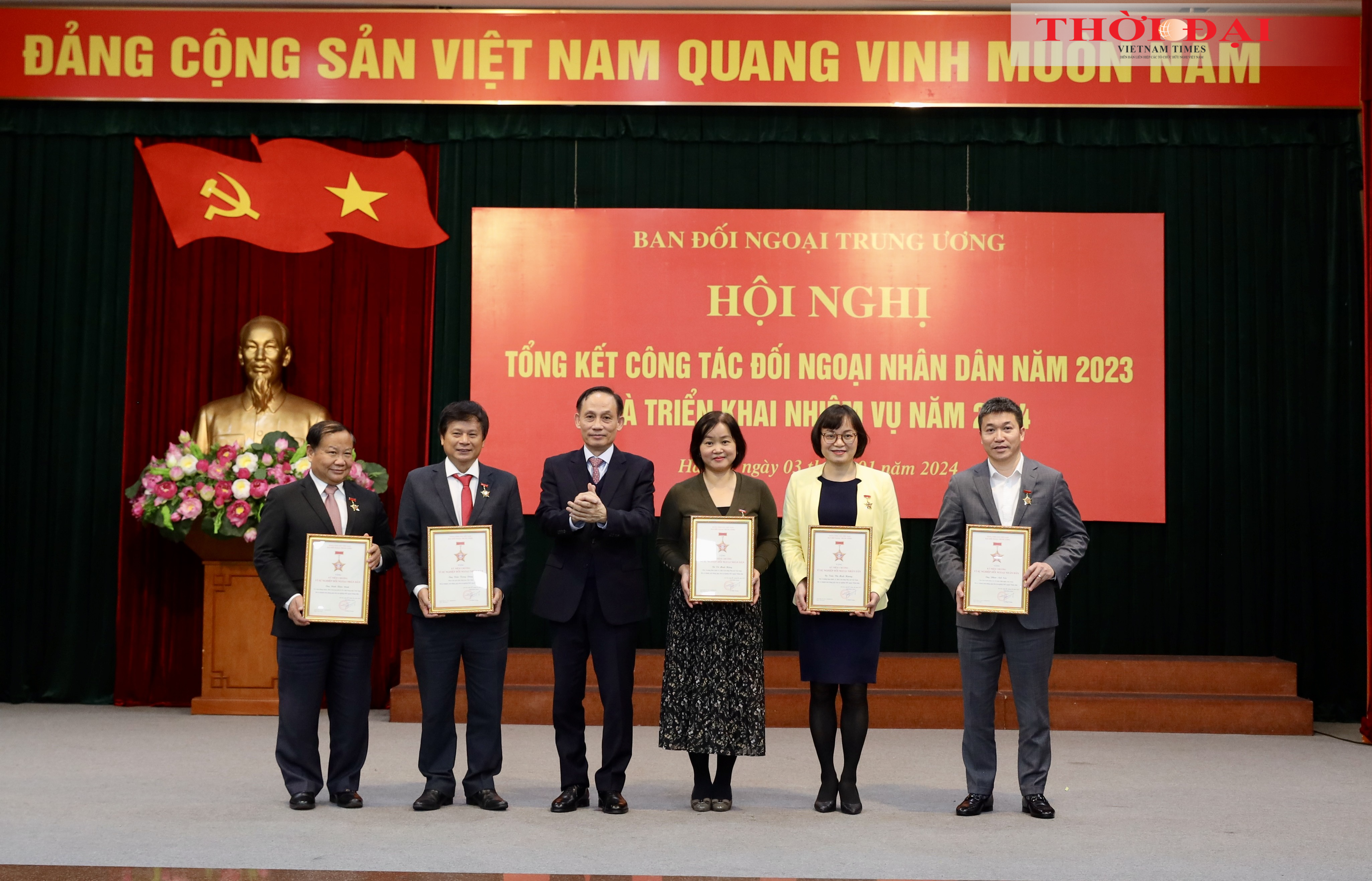 Tăng cường nghiên cứu, tham mưu chiến lược phục vụ đối ngoại Tăng cường nghiên cứu, tham mưu chiến lược phục vụ đối ngoại
