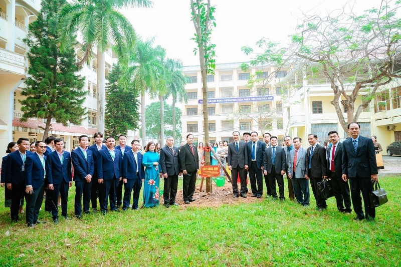Phó Chủ tịch Quốc hội Lào: Trường Hữu Nghị T78 thực hiện tốt sứ mệnh tuyên truyền quan hệ đặc biệt Việt – Lào đến thế hệ trẻ Phó Chủ tịch Quốc hội Lào: Trường Hữu Nghị T78 thực hiện tốt sứ mệnh tuyên truyền quan hệ đặc biệt Việt – Lào đến thế hệ trẻ