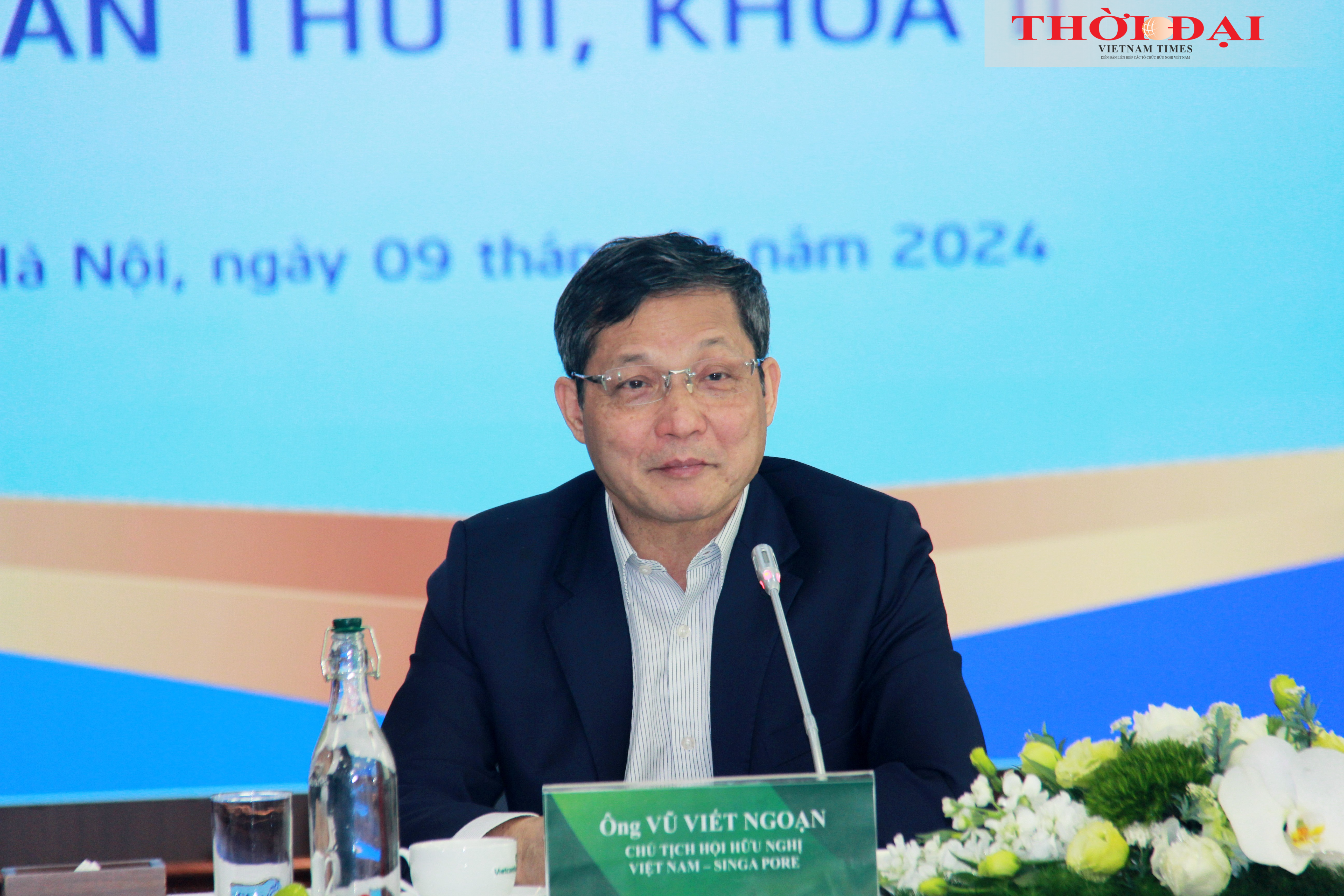 Ông Vũ Viết Ngoạn, Chủ tịch Hội hữu nghị Việt Nam - Singapore phát biểu tại Hội nghị. (Ảnh: Thành Luân) Ông Vũ Viết Ngoạn, Chủ tịch Hội hữu nghị Việt Nam - Singapore phát biểu tại Hội nghị. (Ảnh: Thành Luân)