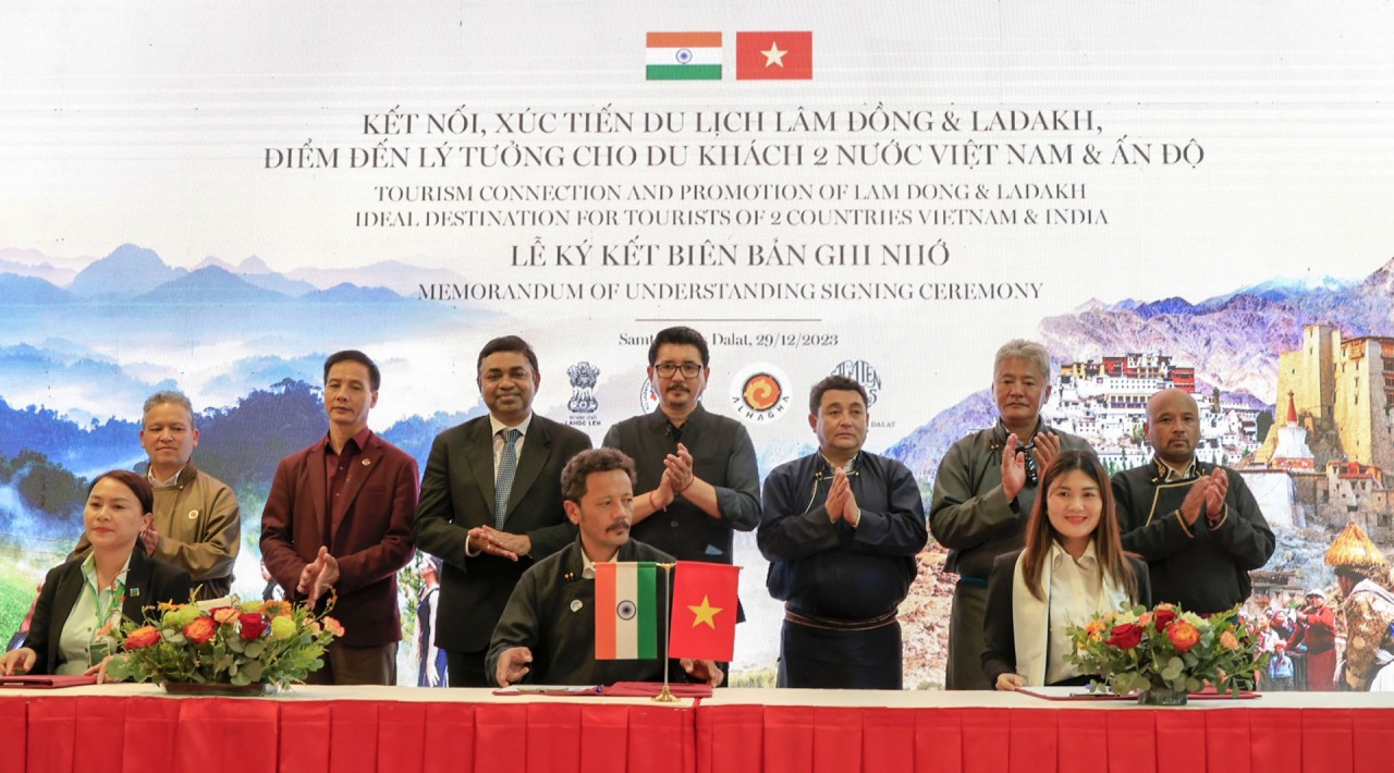 Việt Nam thúc đẩy hợp tác du lịch các nước Ấn Độ, Anh Việt Nam thúc đẩy hợp tác du lịch các nước Ấn Độ, Anh