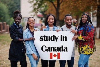 Canada xem xét việc giới hạn số lượng sinh viên nước ngoài vì thiếu nhà ở