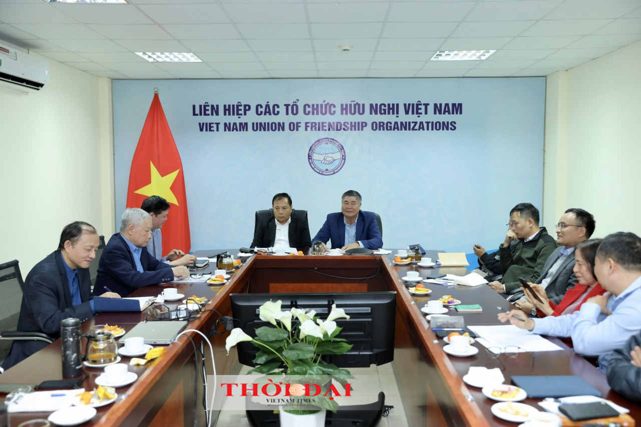 Tọa đàm Tình hình thế giới, khu vực năm 2023 và dự báo năm 2024. Định vị Việt Nam trong tình hình mới. Tọa đàm Tình hình thế giới, khu vực năm 2023 và dự báo năm 2024. Định vị Việt Nam trong tình hình mới.