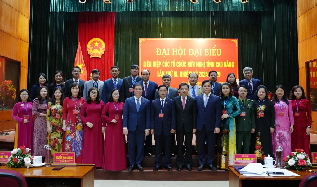 Ban Chấp hành Liên hiệp các tổ chức hữu nghị tỉnh lần thứ III, nhiệm kỳ 2024 - 2029. Ban Chấp hành Liên hiệp các tổ chức hữu nghị tỉnh lần thứ III, nhiệm kỳ 2024 - 2029.