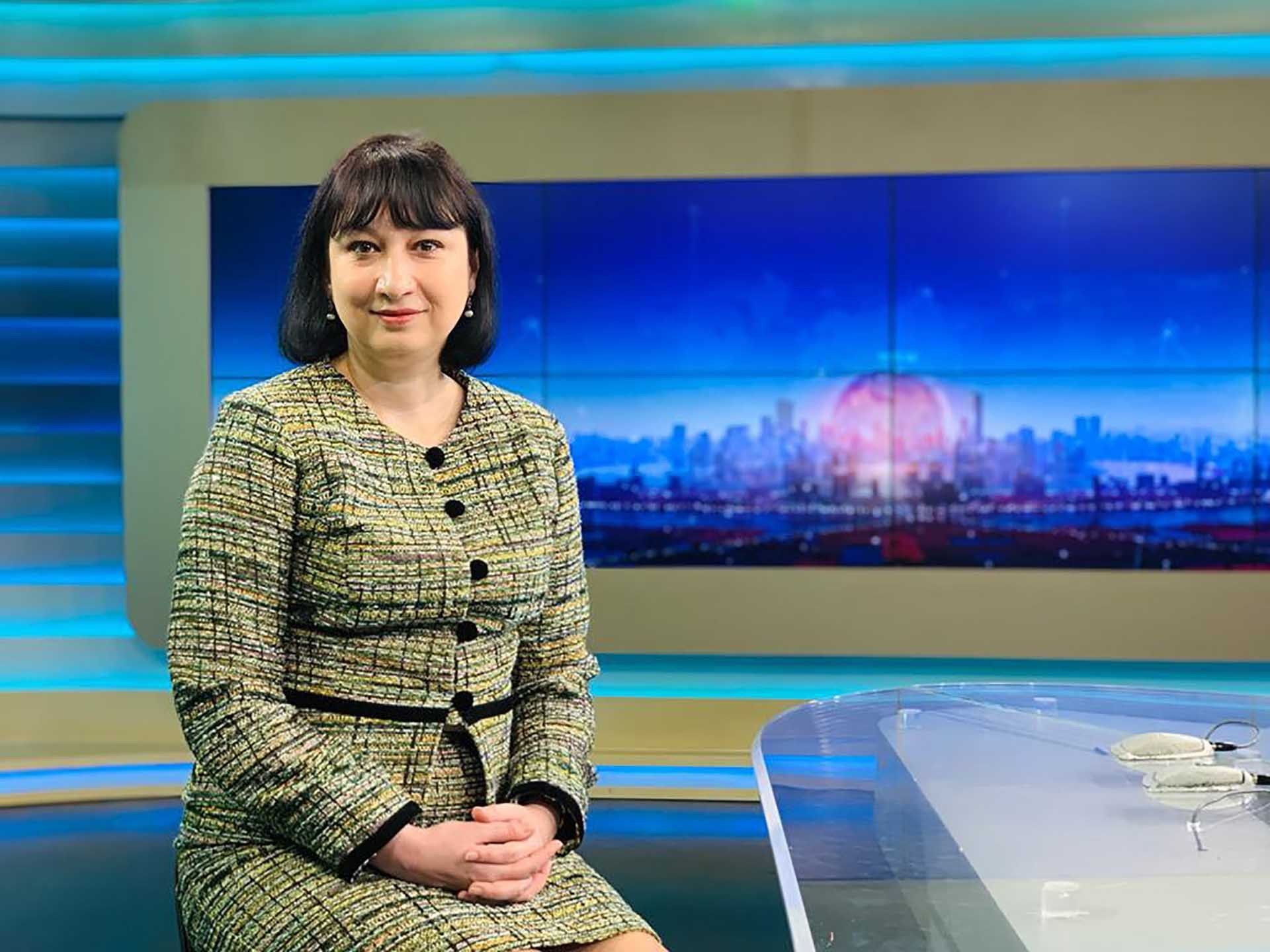 Đại sứ Romania tại Việt Nam Cristina Romila. ( Đại sứ Romania tại Việt Nam Cristina Romila. (