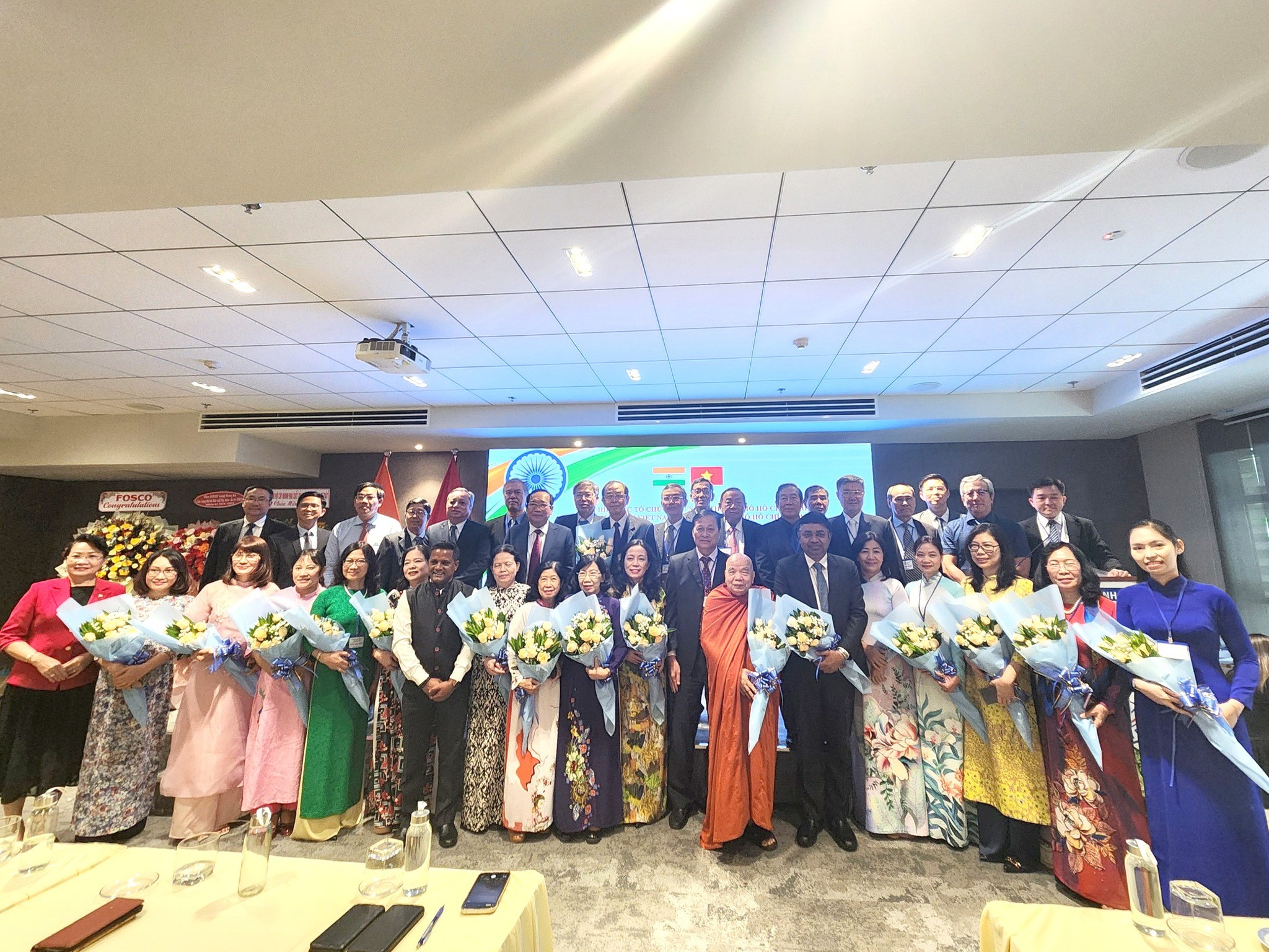 Ban chấp hành Hội hữu nghị Việt Nam – Ấn độ TP.HCM nhiệm kỳ 2024 – 2029. (Ảnh: HUFO) Ban chấp hành Hội hữu nghị Việt Nam – Ấn độ TP.HCM nhiệm kỳ 2024 – 2029. (Ảnh: HUFO)