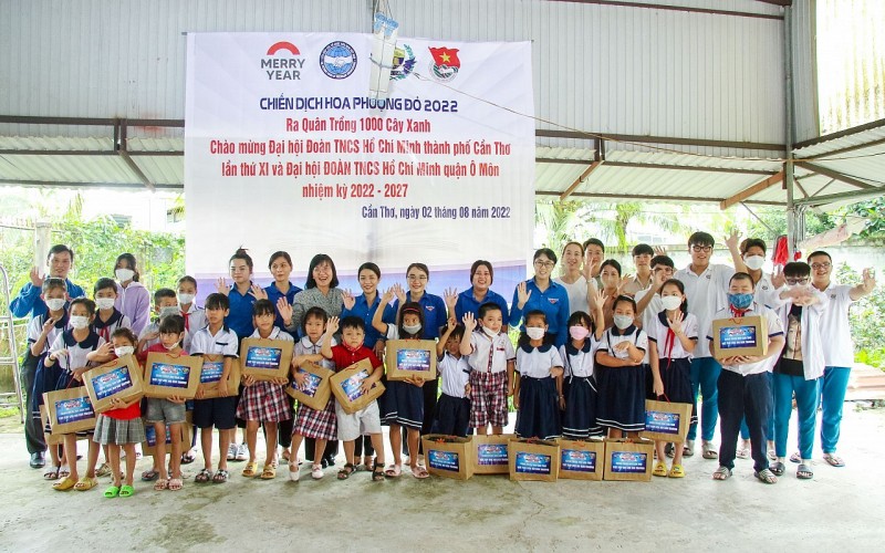 Bà Lê Thị Thanh Giang tái đắc cử Chủ tịch Liên hiệp các tổ chức hữu nghị thành phố Cần Thơ Bà Lê Thị Thanh Giang tái đắc cử Chủ tịch Liên hiệp các tổ chức hữu nghị thành phố Cần Thơ