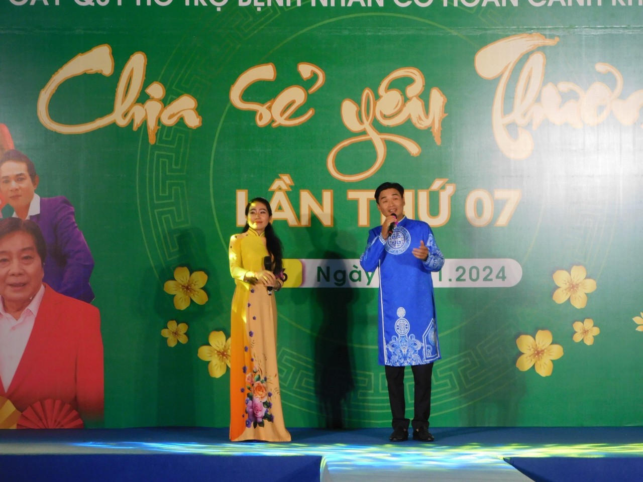 “Chia sẻ yêu thương” gây quỹ hỗ trợ bệnh nhân có hoàn cảnh khó khăn tại Cần Thơ “Chia sẻ yêu thương” gây quỹ hỗ trợ bệnh nhân có hoàn cảnh khó khăn tại Cần Thơ