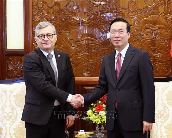 Chủ tịch nước Võ Văn Thưởng tiếp Đại sứ các nước trình Quốc thư và chào từ biệt Chủ tịch nước Võ Văn Thưởng tiếp Đại sứ các nước trình Quốc thư và chào từ biệt