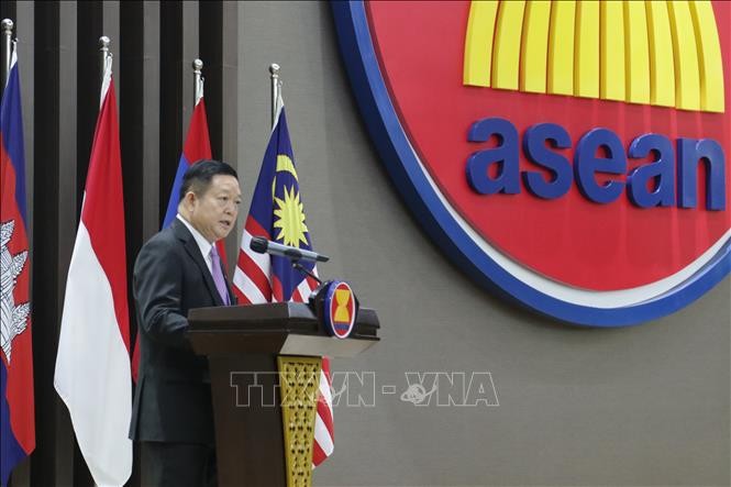 Tổng thư ký ASEAN nhấn mạnh cách tiếp cận chung về vấn đề Biển Đông Tổng thư ký ASEAN nhấn mạnh cách tiếp cận chung về vấn đề Biển Đông