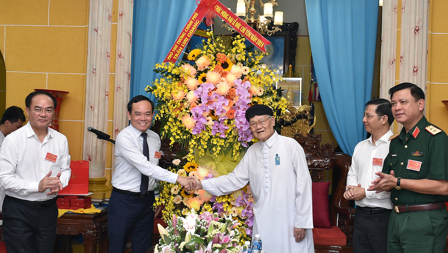 Đạo Cao Đài đồng tâm hành đạo theo phương châm 'Nước vinh, Đạo sáng'- Ảnh 1. Đạo Cao Đài đồng tâm hành đạo theo phương châm 'Nước vinh, Đạo sáng'- Ảnh 1.