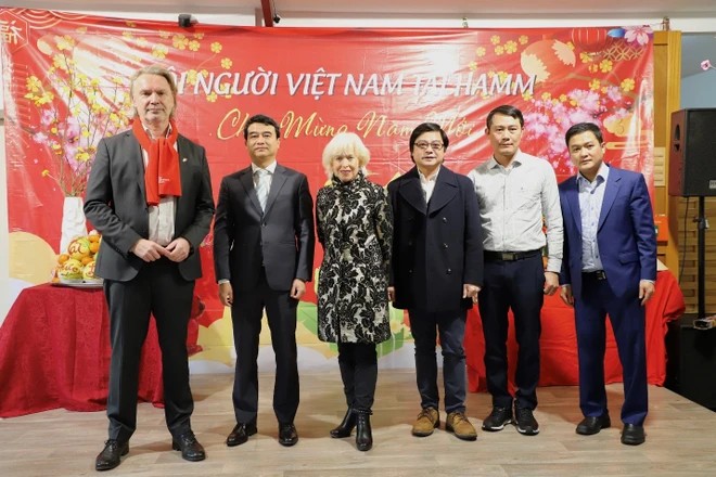 Đức: Hội người Việt tại thành phố Hamm khẳng định xây dựng cộng đồng vững mạnh Đức: Hội người Việt tại thành phố Hamm khẳng định xây dựng cộng đồng vững mạnh