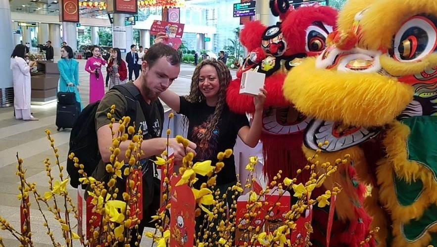 Vietnam to Consider Expanding Visa Exemption to Stimulate Tourism Demand Vietnam to Consider Expanding Visa Exemption to Stimulate Tourism Demand