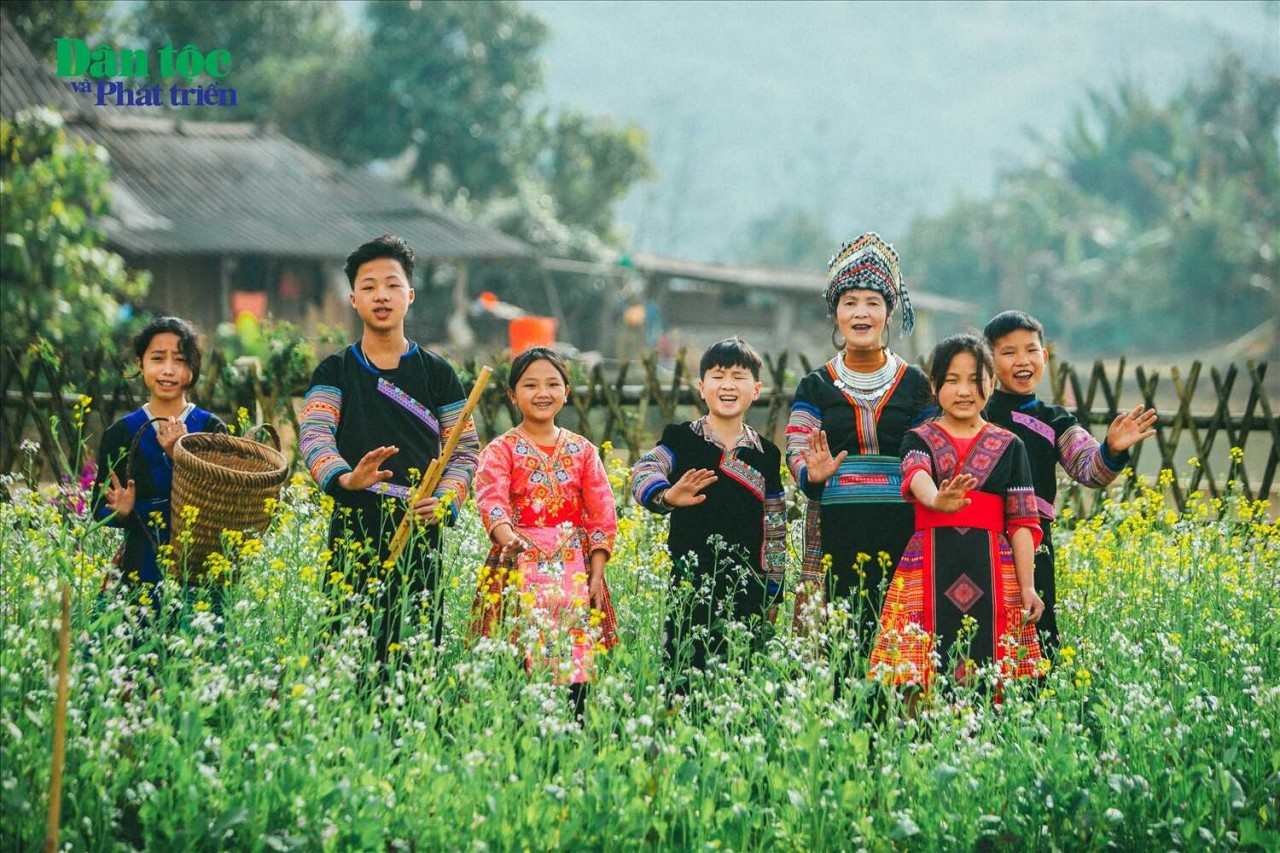 Visit Suoi Giang – The “Mountain Peak Of Happiness” In Vietnam Visit Suoi Giang – The “Mountain Peak Of Happiness” In Northern Vietnam