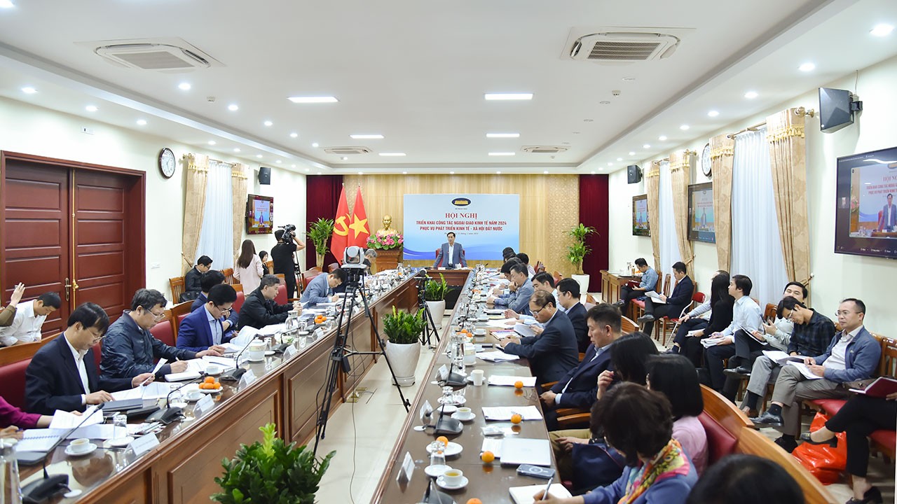 3 nhóm nhiệm vụ trọng tâm của công tác ngoại giao kinh tế năm 2024 3 nhóm nhiệm vụ trọng tâm của công tác ngoại giao kinh tế năm 2024