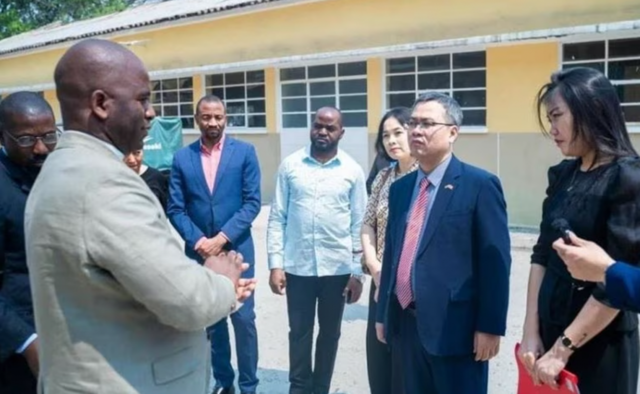 Angola đánh giá cao những đóng góp của cộng đồng người Việt Angola đánh giá cao những đóng góp của cộng đồng người Việt