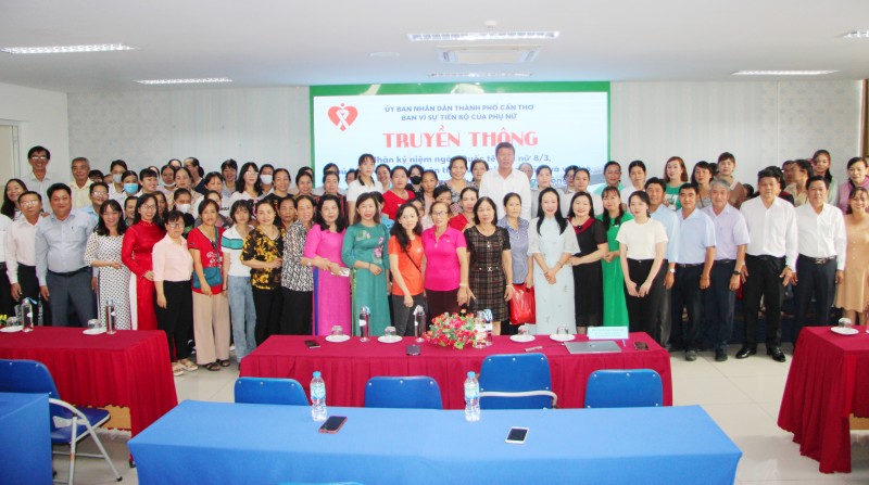 Cần Thơ truyền thông nâng cao nhận thức bình đẳng giới, phát huy vai trò của phụ nữ Cần Thơ truyền thông nâng cao nhận thức bình đẳng giới, phát huy vai trò của phụ nữ