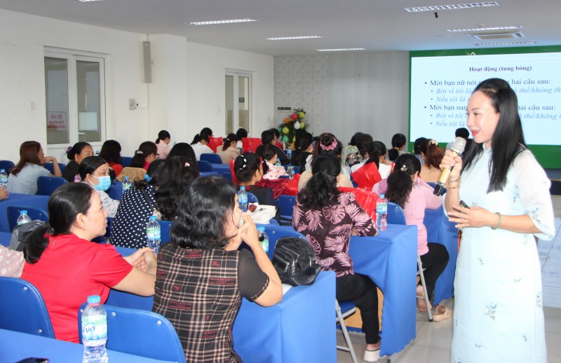 Cần Thơ truyền thông nâng cao nhận thức bình đẳng giới, phát huy vai trò của phụ nữ Cần Thơ truyền thông nâng cao nhận thức bình đẳng giới, phát huy vai trò của phụ nữ